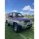 Permuto  -  Daihatsu Feroza Única - Original