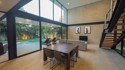 Casa Venta Merida Yucatán Country Club Privada Oasis 3 Recamaras Y Alberca - Imagen 2
