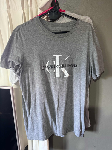 Remera Calvin Klein