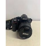 Cámara Nikon D5300 + Lente 18-55mm + Cargador + Estuche