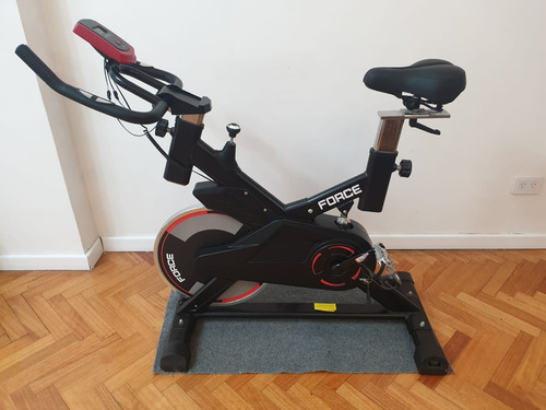 Bicicleta Fija Spinning Fitness Gym 18kg Display Color Negro