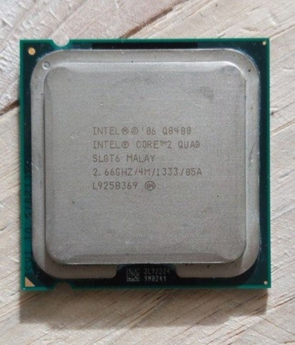 Processador Intel Core 2 Quad Q8400 De 4 Núcleos E  2.66ghz 