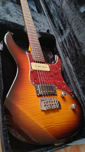 Guitarra Eléctrica Yamaha Pacifica 611 Vfm