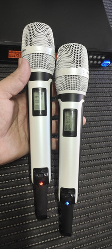 Microfone Sennheiser Sem Fio Duplo Branco 