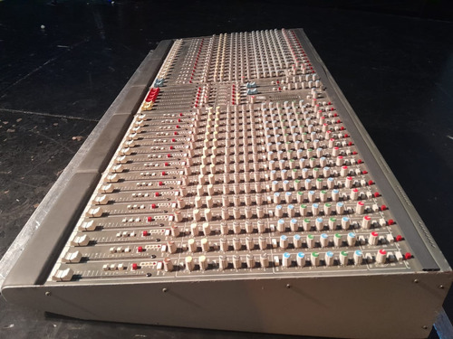 Consola Para Sonido En Vivo Allen & Heath Gl2200 