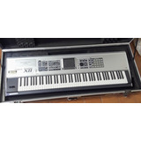 Teclado/sintetizador Roland Fantom X8