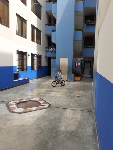 Venta De Departamento En Breña - Imagen 2