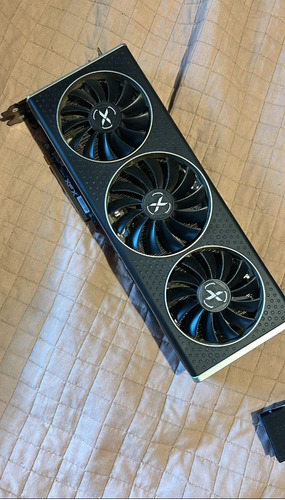 Amd Rx 6700 Xt Xfx 12gb Como Nueva.