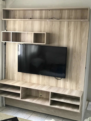 Painel Com Rack Em Mdf Noce Caliornia Para Tv 60 Polegadas