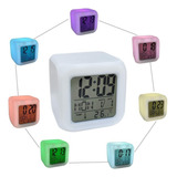 Reloj Despertador Cubo Luminoso Digital 6 Colores Led Alarma Color Blanco