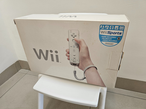 Nintendo Wii Con 15 Juegos, Manuales Y Cajas Originales.