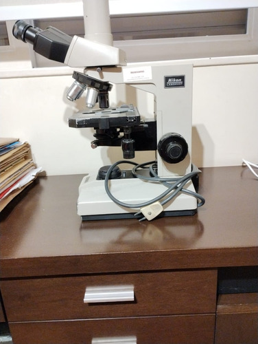 Microscopio Óptico Binocular Nikon Labophot