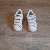 Zapatilla De Niño Stan Smith Usada. Blanca.