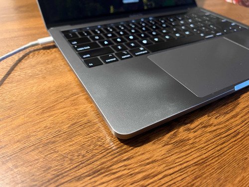 Macbook Pro 2019 13 Inch 2 Thunderbolt 3 Port