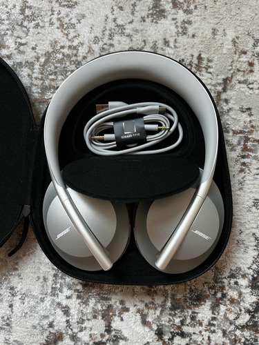 Bose Noise Cancelling Headphones 700 Luxe Silver