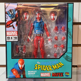 Scarlet Spiderman Mafex Medicom Toys