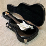Estuche Rigido Funda C/llave Stratocaster Fender Squier 
