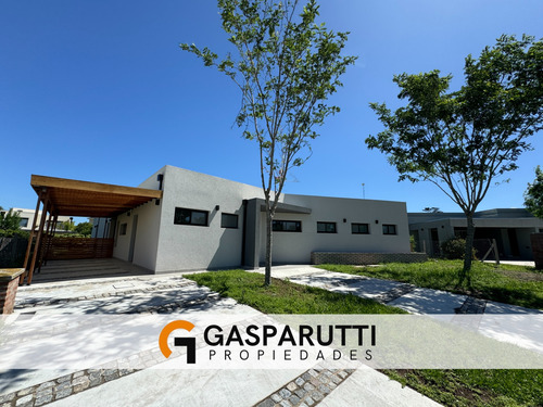 Casa A Estrenar En Venta Con Pileta! Barrio San Matías! - Imagen 2