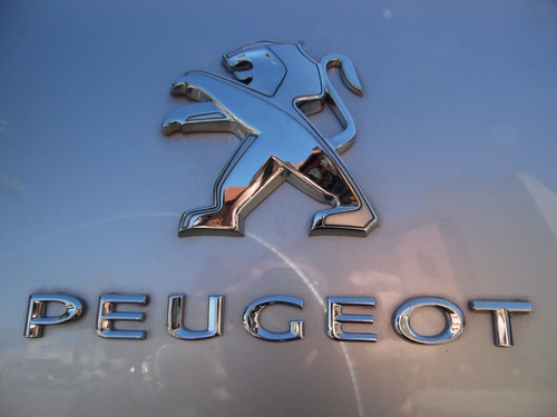 Emblema Letras Trasero Peugeot Nuevo Logo Foto 5
