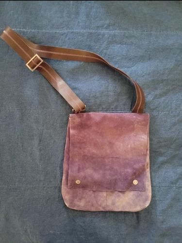 Cartera Prune De Gamuza Correa De Cuero