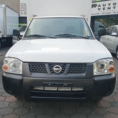 Nissan Np300 2014 Chasis Cabina Caja Seca