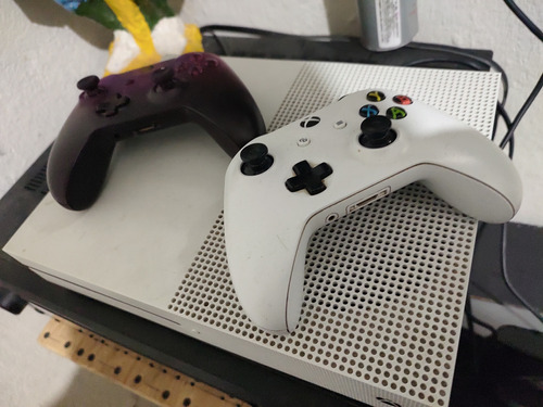 Xbox One S De 1 Tb Con 2 Controles 