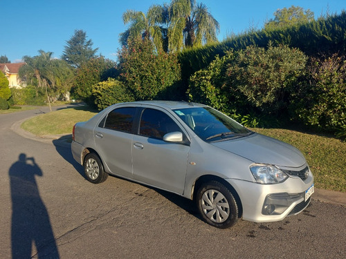 Toyota Etios 2017 1.5 X