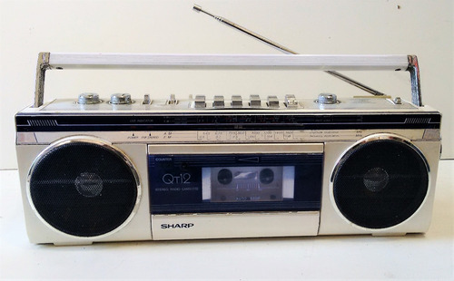 Radio/cassette Portátil - Sharp Modelo Qt12 - Ver Descrição