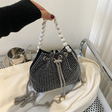 Bolso Bombonera Moderno Con Incrustaciones De Diamantes Para