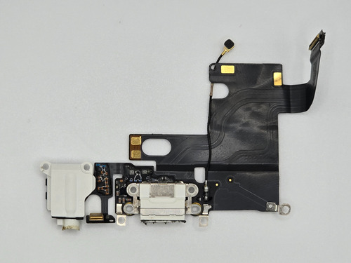 Conector De Corriente Y Auricular De iPhone 6 - Original