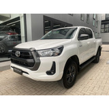 Toyota Hilux 2.4 Cd Sr 4x2 6mt 2023
