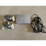 Playstation 1 Ps1 Psone Slim + 2 Controles Dual Shock Originais
