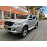 Toyota Hilux Diésel 4x4 Mecánica