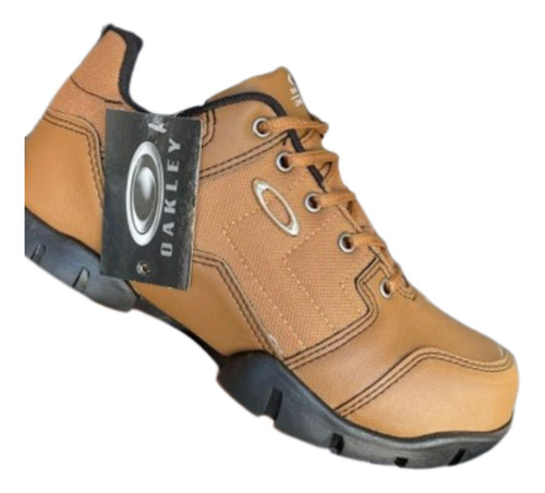 Tênis Botinha Halftrack Low Masculino Oakley Caramelo