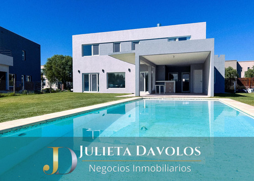 Casa En Venta 5 Ambientes Barrio El Canton Norte A La Laguna Y Con Pileta - Imagen 3