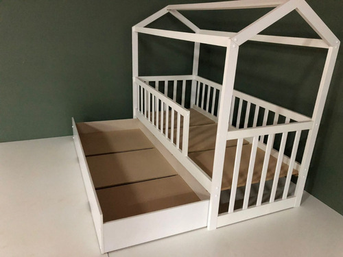 Cama Montessoriana Casinha Solteiro  C/ Auxiliar 