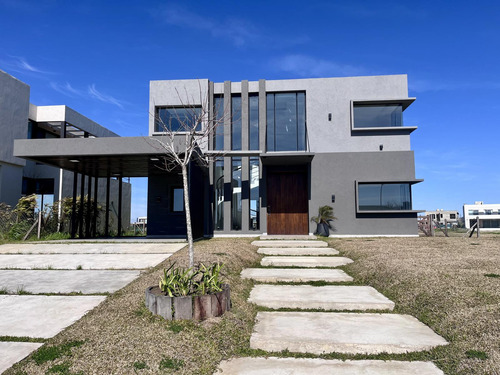Casa En Venta, Puertos, Barrio Costas, Lote Al 100 - Imagen 2