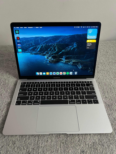 Apple Macbook Air 13 Core I5 8gb Ram 2018