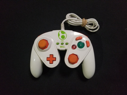 Control Wii Wired Fight Pad Blanco Yoshi