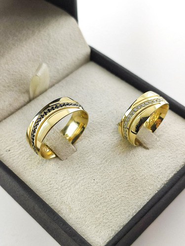 Aliança De Casamento Cravejada 7mm Ouro 18k