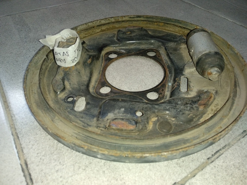 Porta Balatas Trasero Copi Yaris 1.5l Stdhb 06-11 Orig Usado