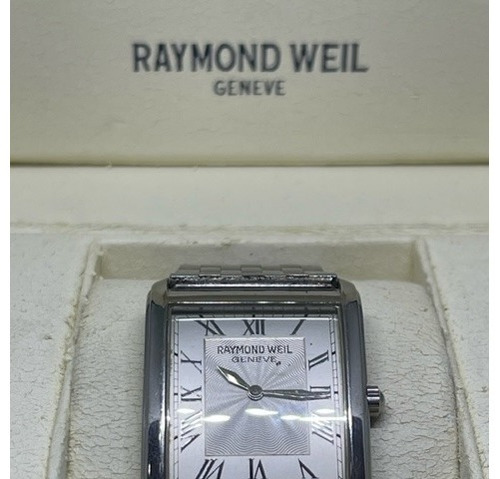 Raymond Weil