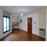 B° Nueva Córdoba - Departamento De 1 Dormitorio Amplio Y Luminoso Con Cocina Equipada Y Calefactor