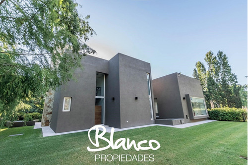 Casa En Venta En Altos De Pilar, Pilar, G.b.a. Zona Norte - Imagen 2