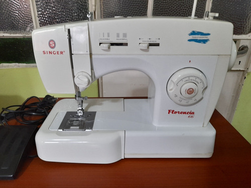 Máquina De Coser Singer Modelo Florencia 66.