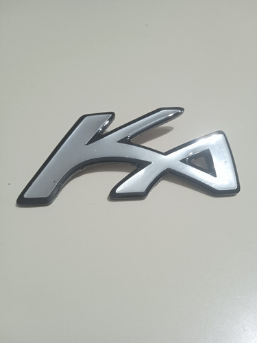 Emblema En Letras Ka Para Compuerta De Ford Ka Foto 2
