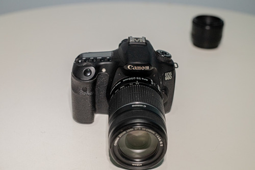 Câmera Canon Eos 60d + Lente 55-250mm + 50mm - Impecável