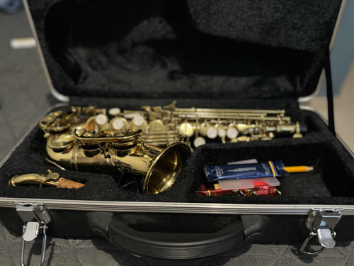 Saxofón Soprano Curvo