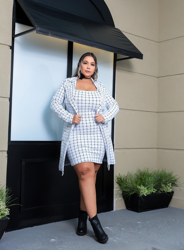 Conjunto Feminino Vestido Xadrez E Sobretudo Plus Size