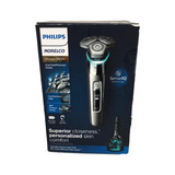 Barbeador Elétrico Recarregável Philips Norelco 9800 